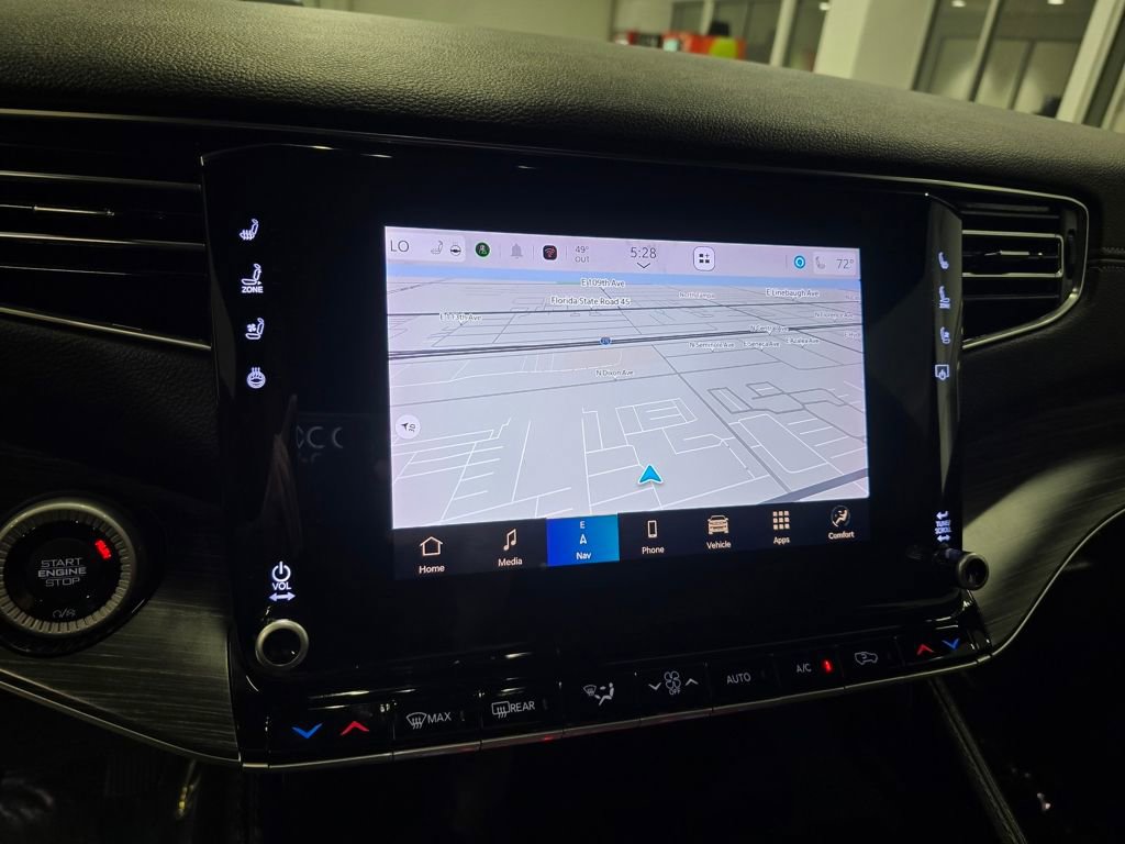 Used 2023 Jeep Wagoneer L Series III w/ Preferred Equipment Group image 24