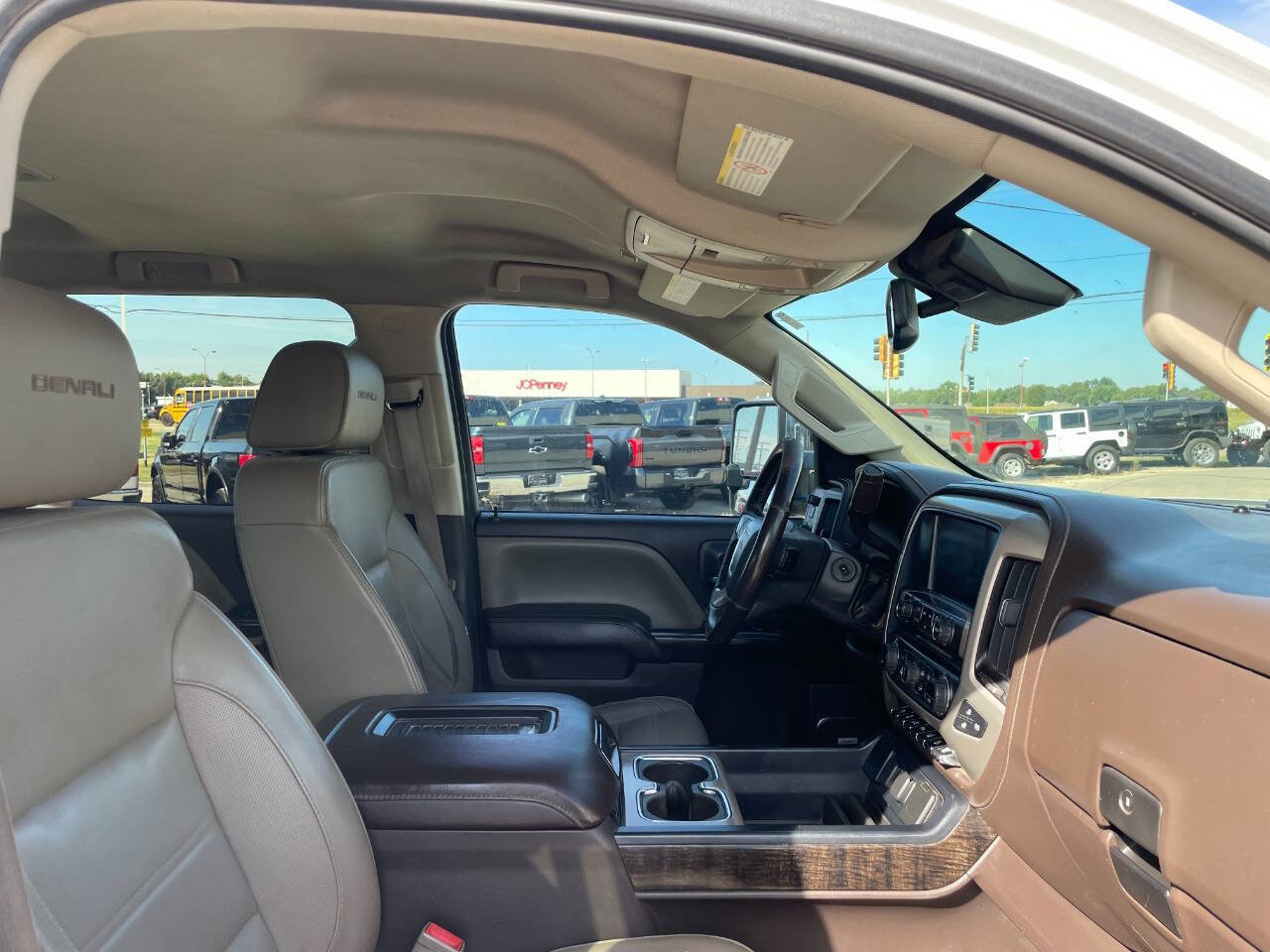 Used 2016 GMC Sierra 3500 Denali w/ Duramax Plus Package image 30