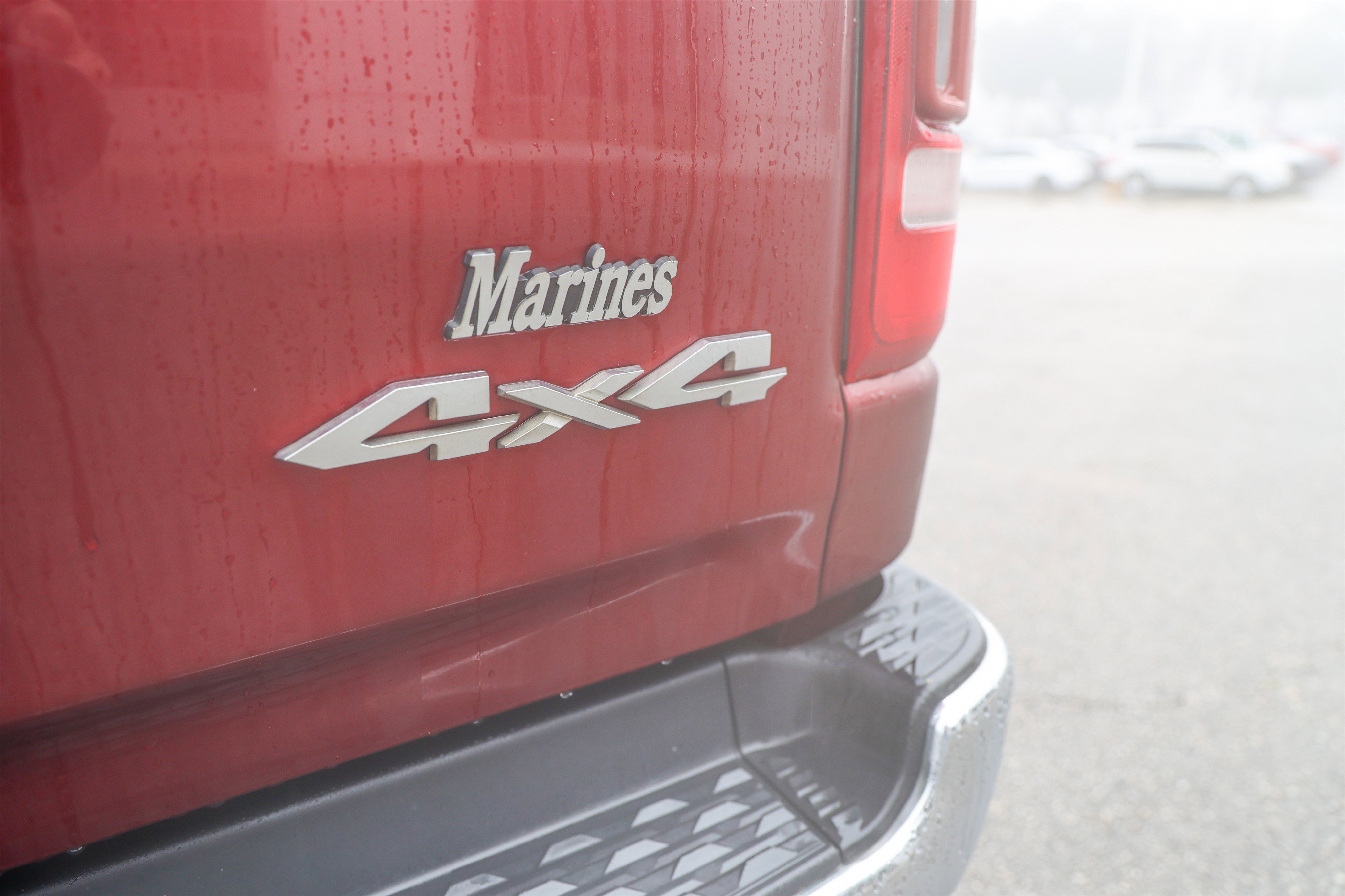 Used 2019 RAM 1500 Laramie AWD/4WD image 16