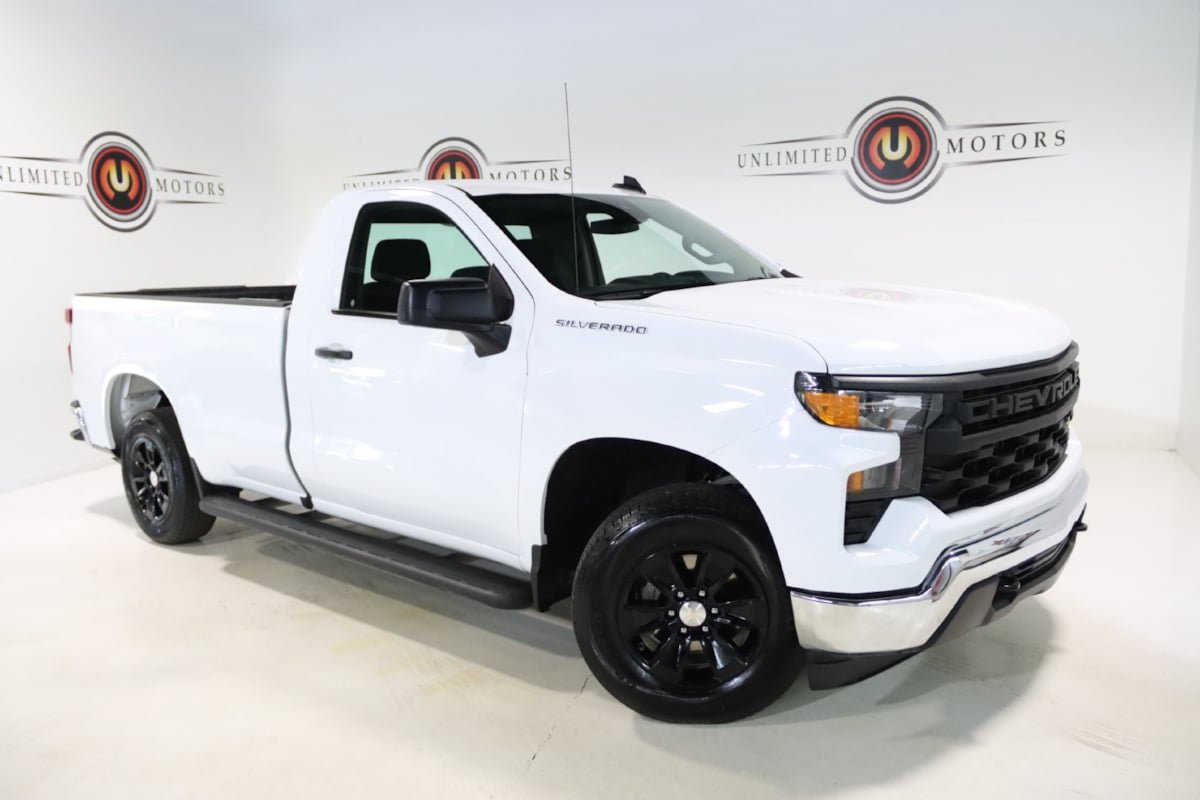 Used 2025 Chevrolet Silverado 1500 W/T RWD image 7