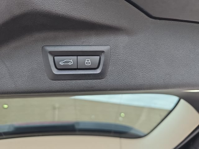 Used 2024 BMW X7 xDrive40i AWD/4WD image 17