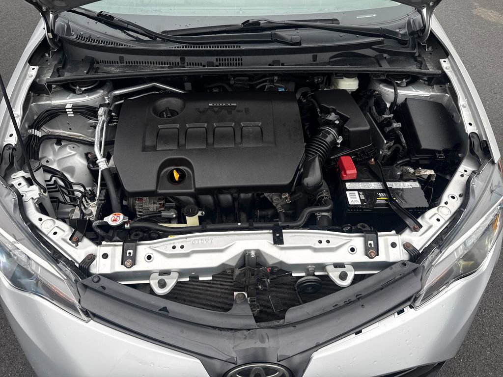 Used 2019 Toyota Corolla LE w/ Carpet Mat Package (TMS) image 25