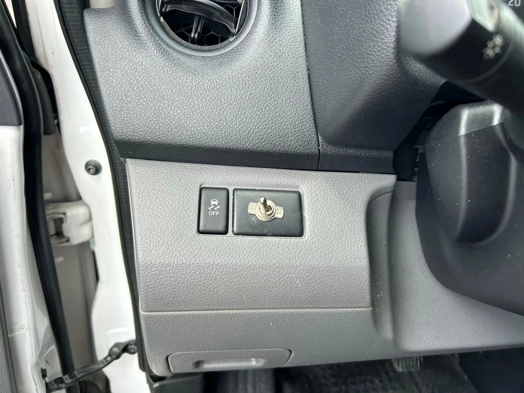 Used 2017 Nissan NV200 S w/ Back Door Glass Package image 11