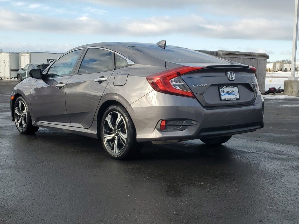 Used 2017 Honda Civic Touring image 5