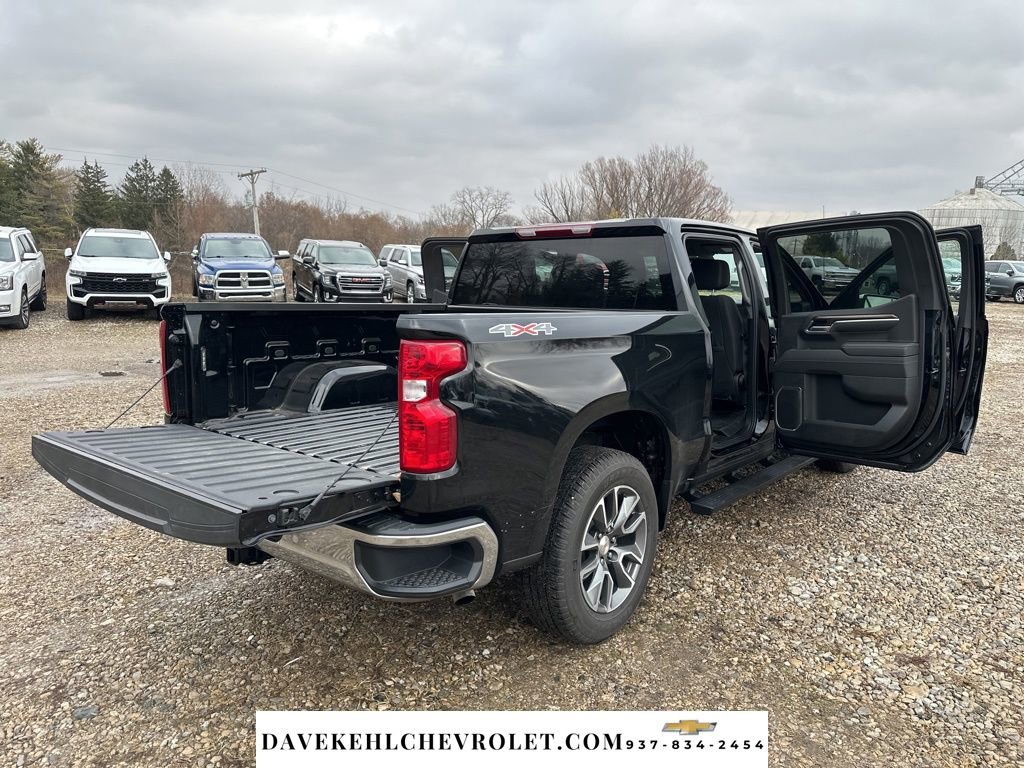 Used 2025 Chevrolet Silverado 1500 LT image 29