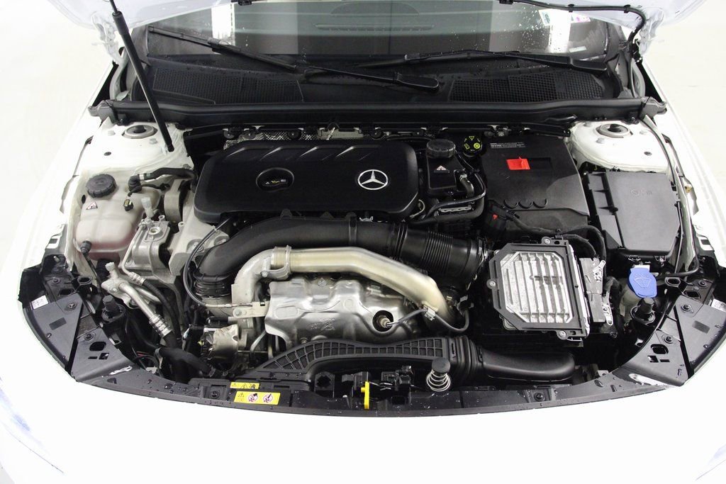 Certified 2025 Mercedes-Benz CLA 250 4MATIC image 12