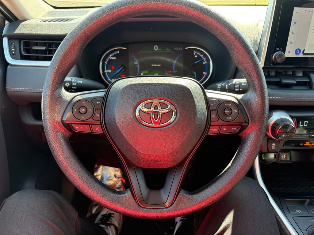Certified 2025 Toyota RAV4 XLE AWD/4WD image 19