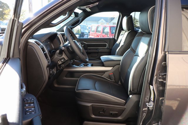 Used 2025 RAM 2500 Laramie image 13