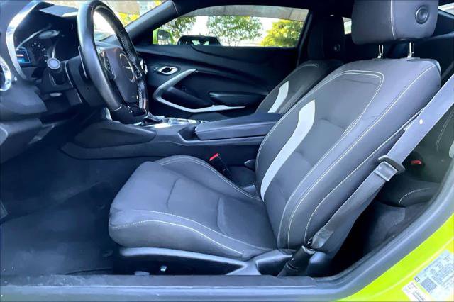 Used 2021 Chevrolet Camaro LT RWD image 14