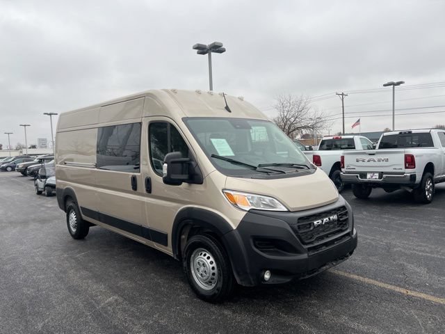 Used 2025 RAM ProMaster 2500 w/ Crew Van Package FWD image 7