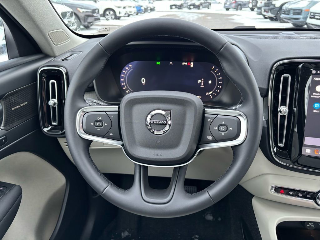 New 2026 Volvo XC40 B5 Ultra w/ Climate Package AWD/4WD image 11