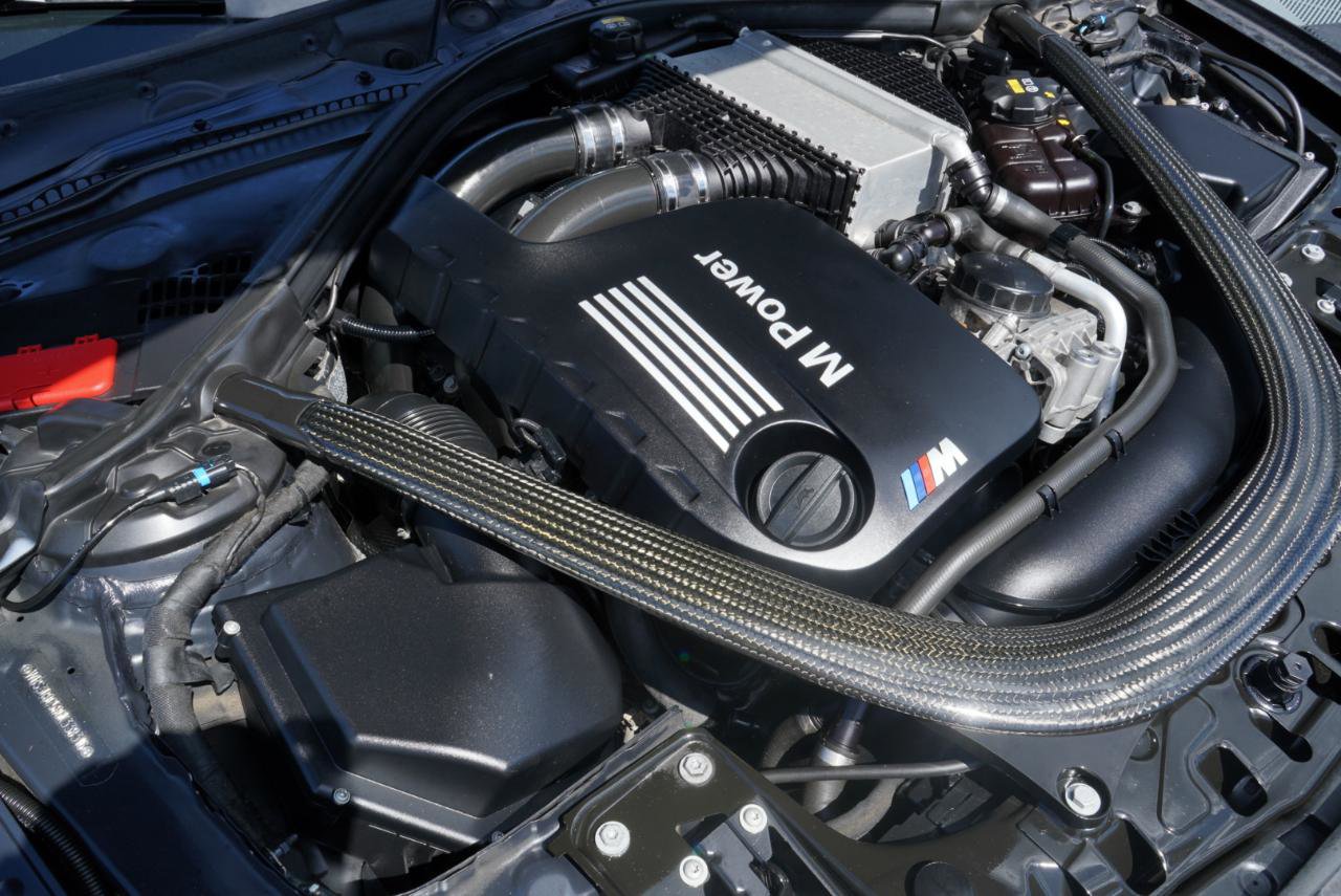 Used 2016 BMW M4 Coupe w/ Executive Package RWD image 79
