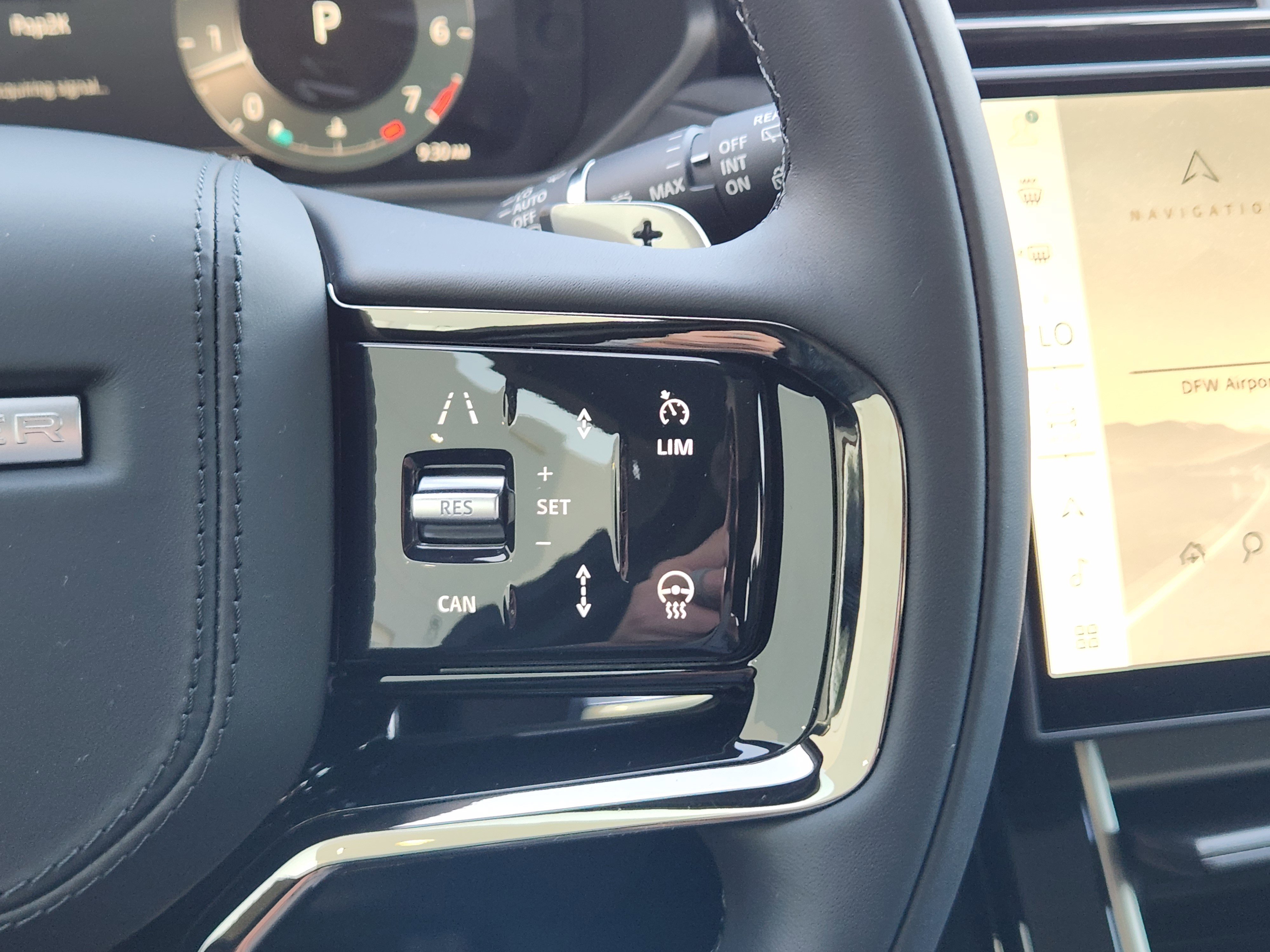 New 2026 Land Rover Range Rover Velar S image 33