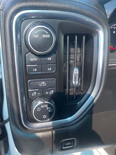 Used 2021 Chevrolet Silverado 1500 LT w/ Texas Edition Plus image 12