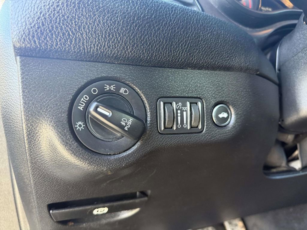 Used 2020 Dodge Challenger R/T w/ Blacktop Package image 14