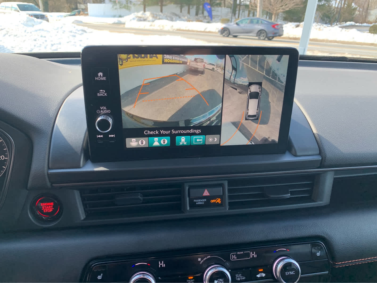 Used 2023 Honda Pilot TrailSport image 17