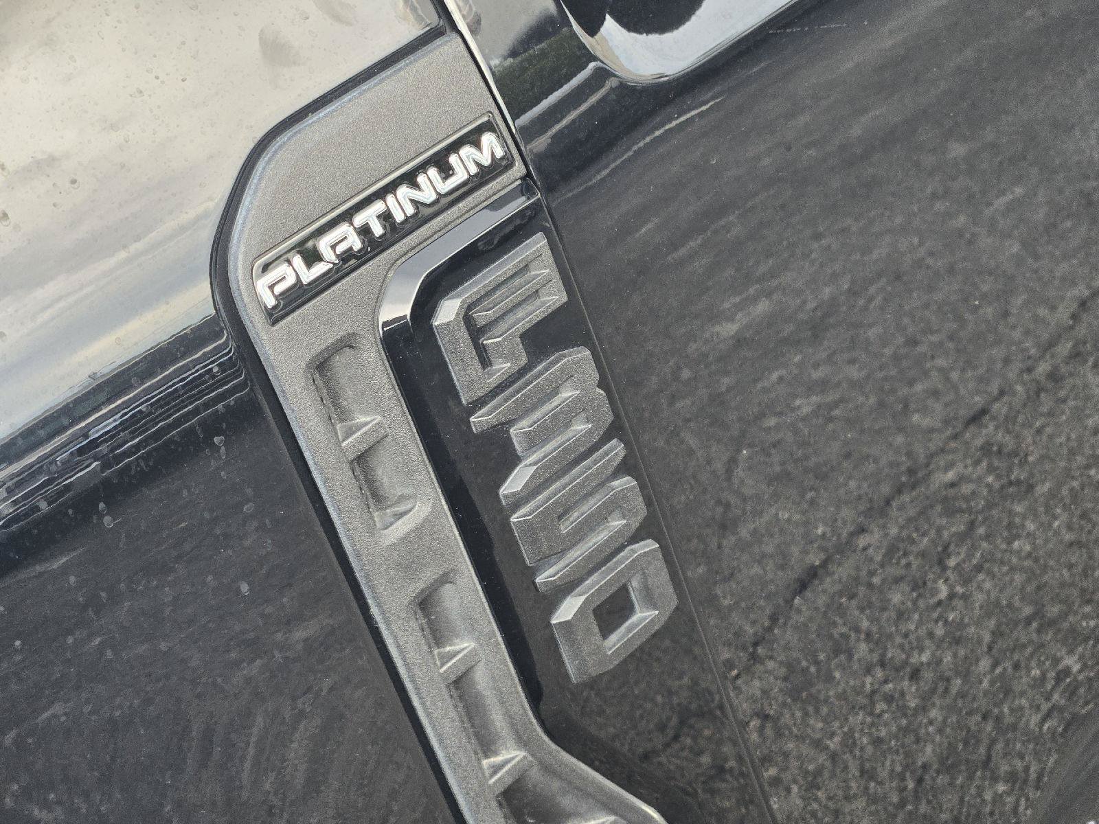 Used 2025 Ford F350 Platinum AWD/4WD image 12