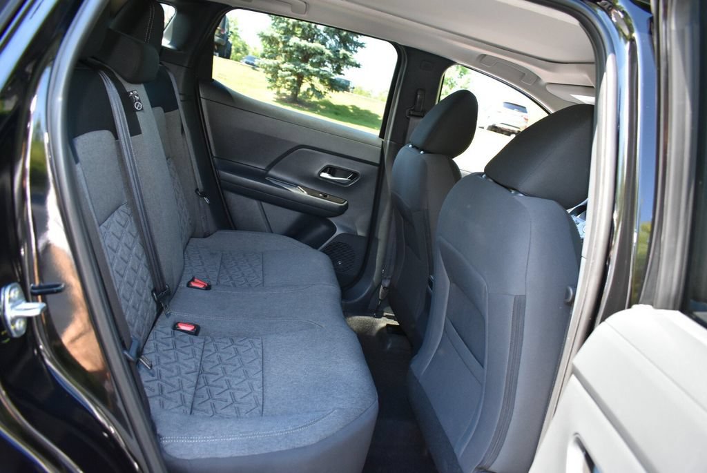 Used 2026 Nissan Kicks SV w/ SV Premium Package AWD/4WD image 29