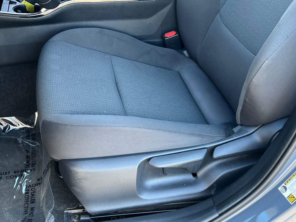 Used 2024 Toyota Prius LE image 29