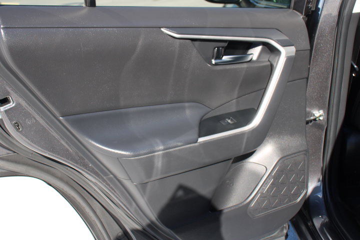 Certified 2024 Toyota RAV4 XLE w/ Convenience Package image 13