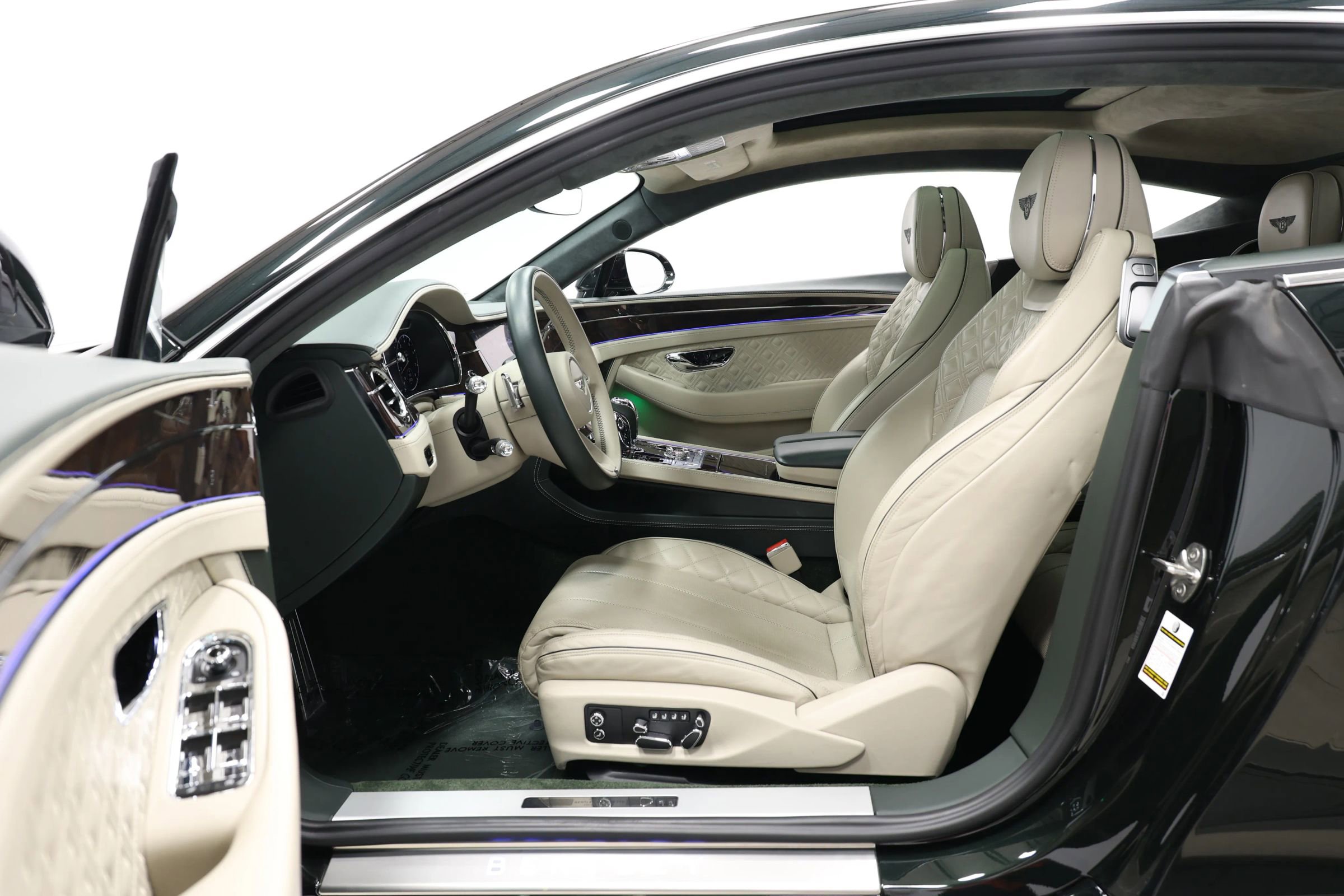 Used 2021 Bentley Continental GT image 15