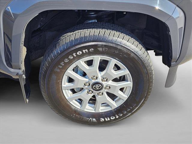Used 2024 Toyota Tacoma SR5 AWD/4WD image 9