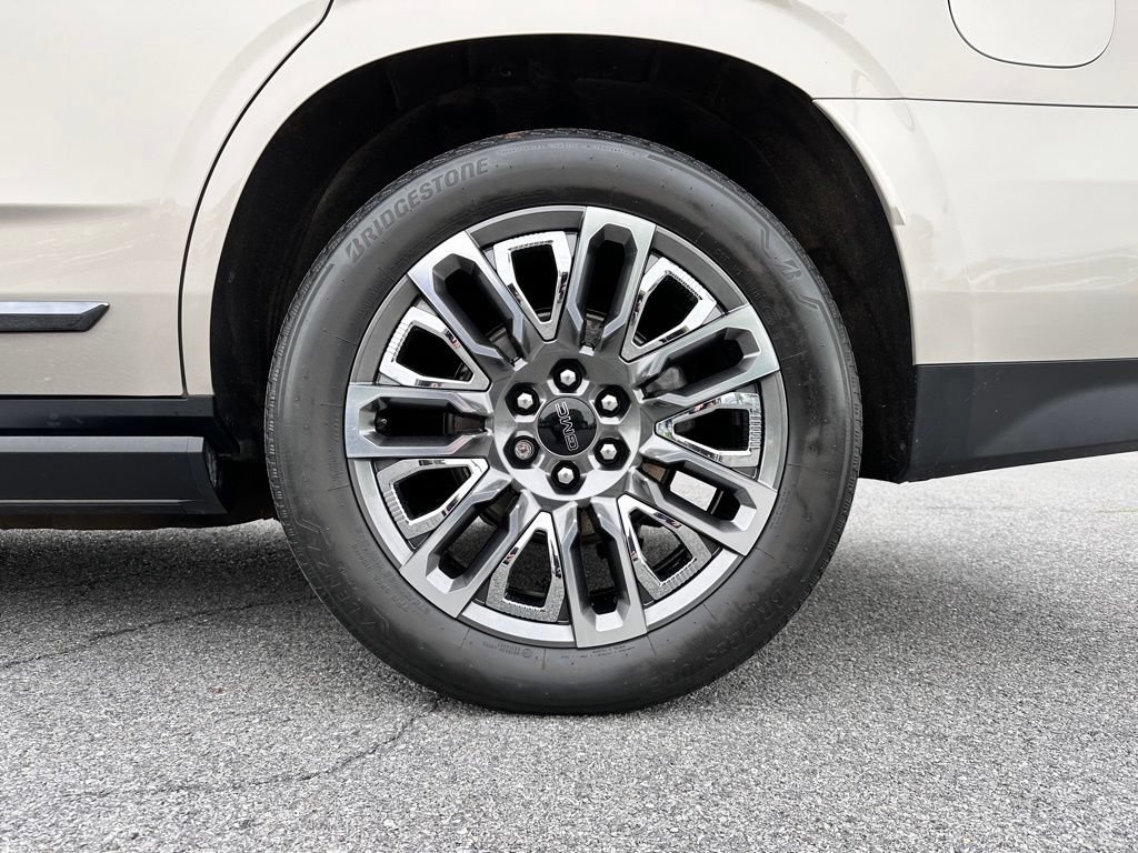 Certified 2023 GMC Yukon Denali Ultimate AWD/4WD image 48
