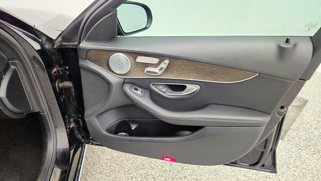 Used 2019 Mercedes-Benz C 300 4MATIC Sedan image 25