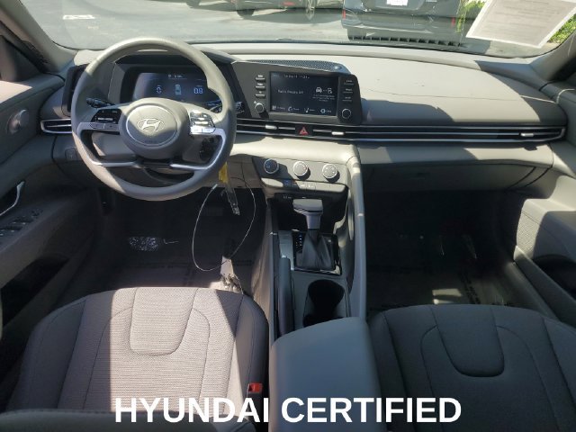Certified 2026 Hyundai Elantra SE FWD image 21