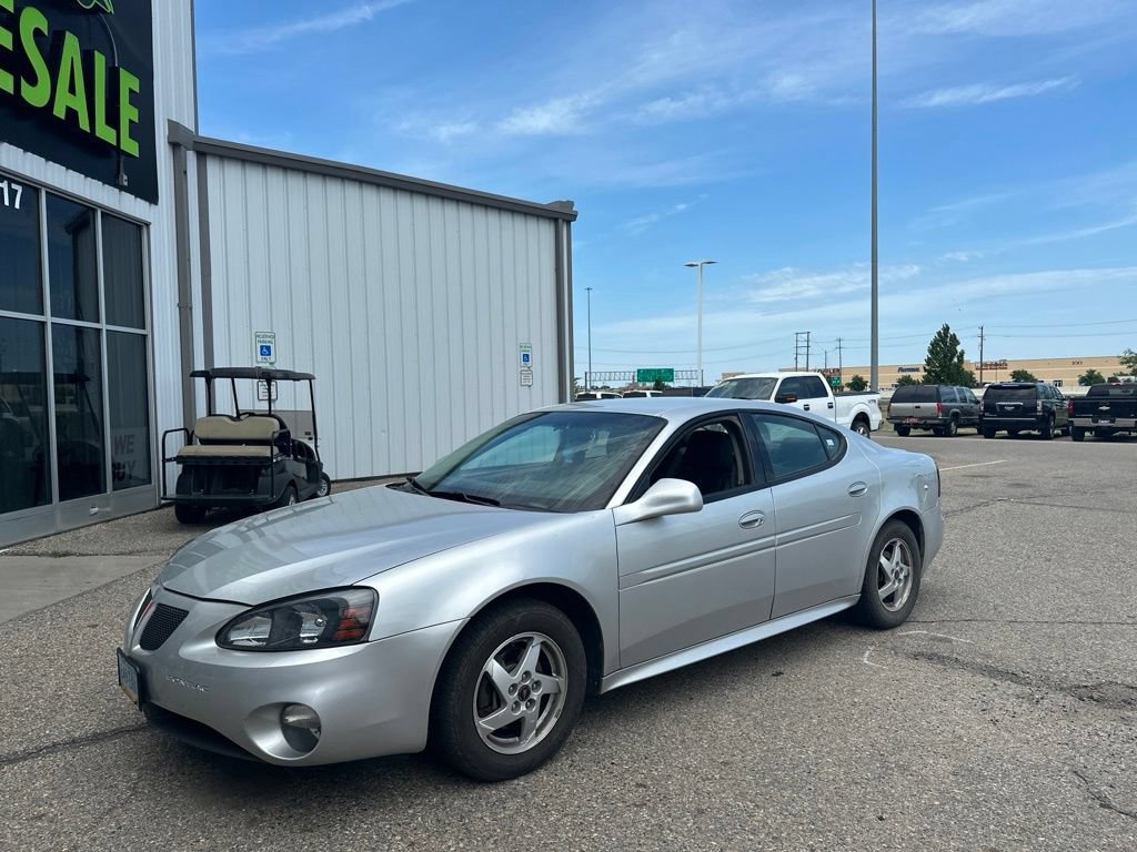 Used 2004 Pontiac Grand Prix GT w/ Drivers Package FWD image 3