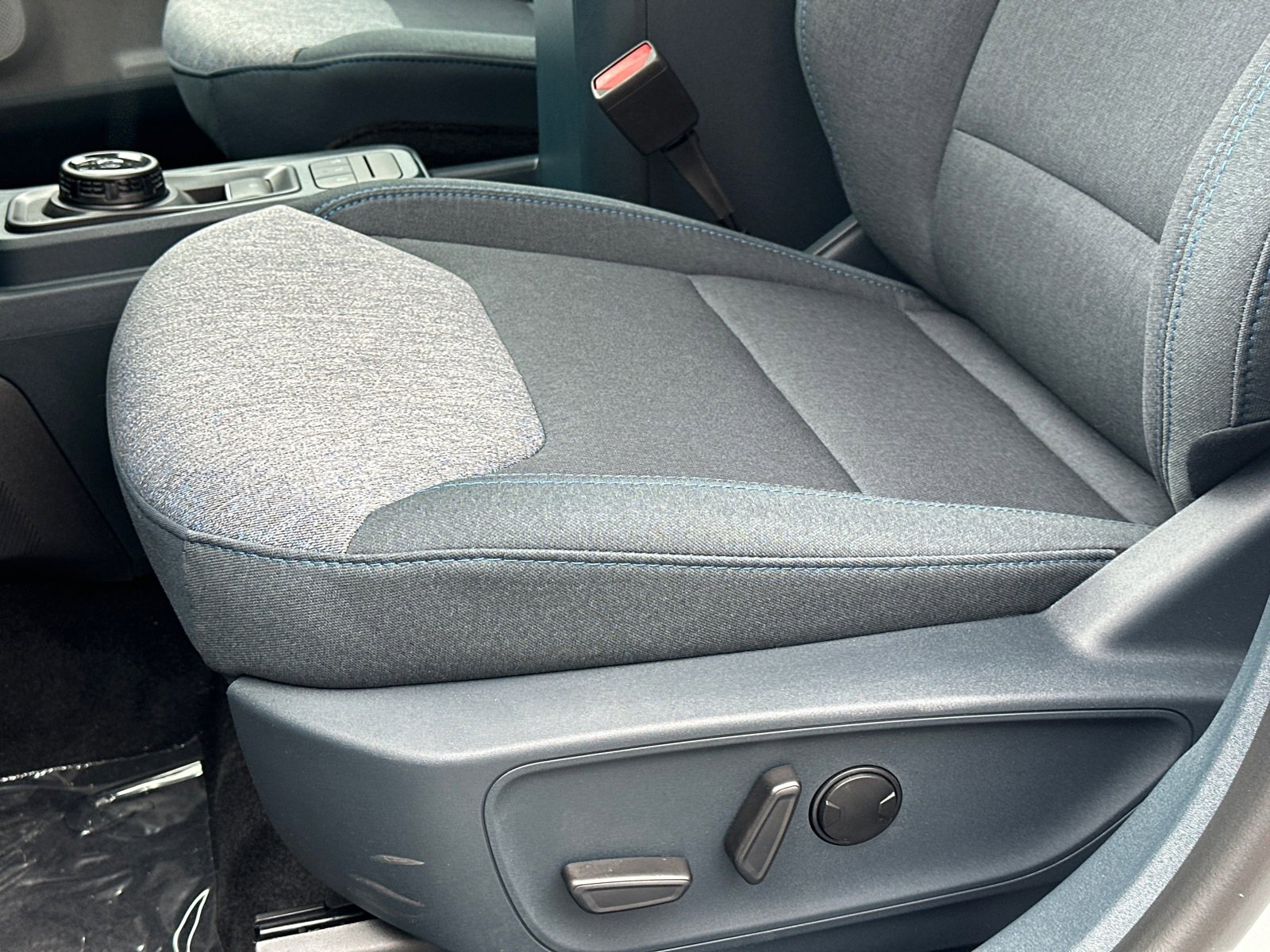 New 2025 Ford Maverick XLT w/ XLT Luxury Package image 16