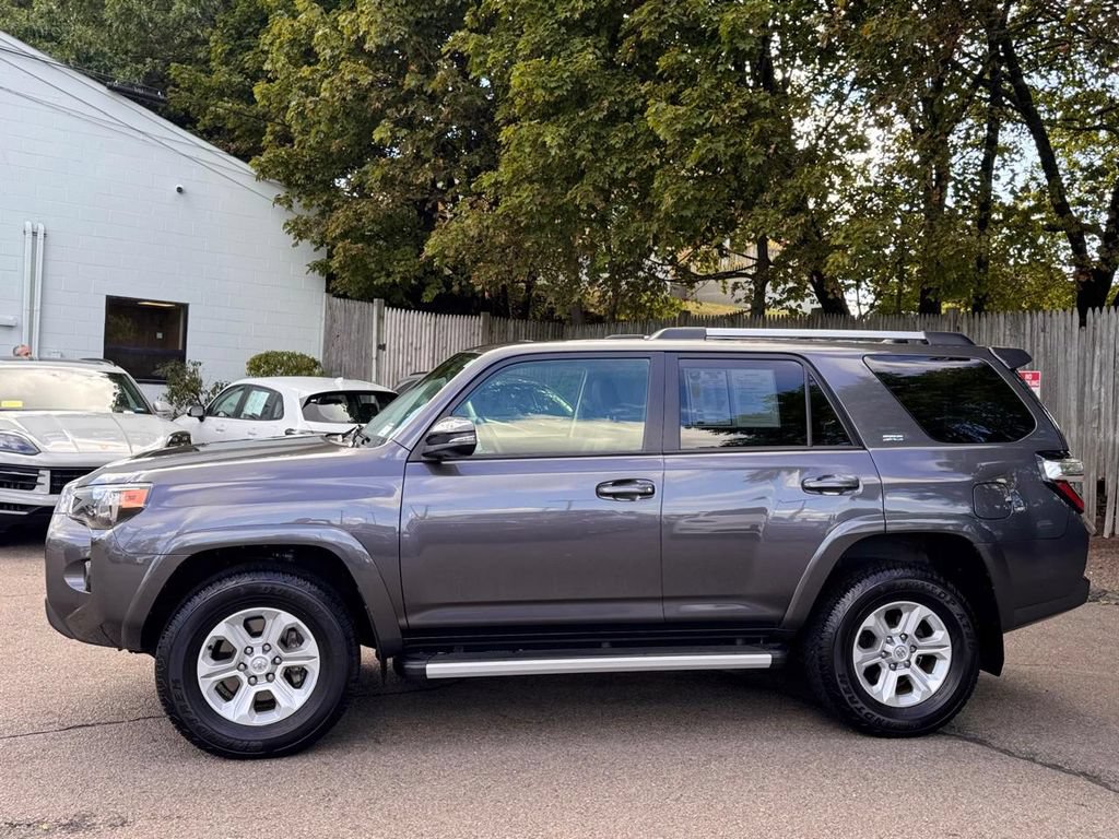 Used 2023 Toyota 4Runner SR5 Premium w/ Moonroof Package AWD/4WD image 3