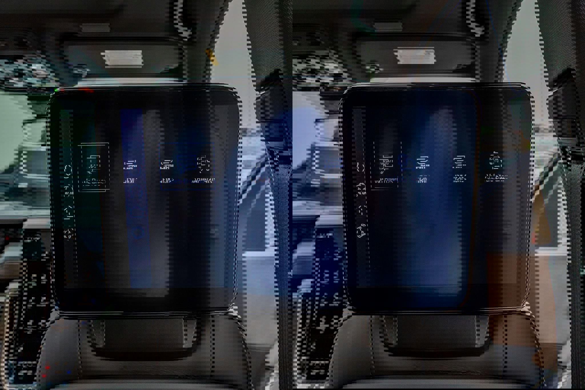 Used 2026 GMC Yukon XL Denali Ultimate AWD/4WD image 33