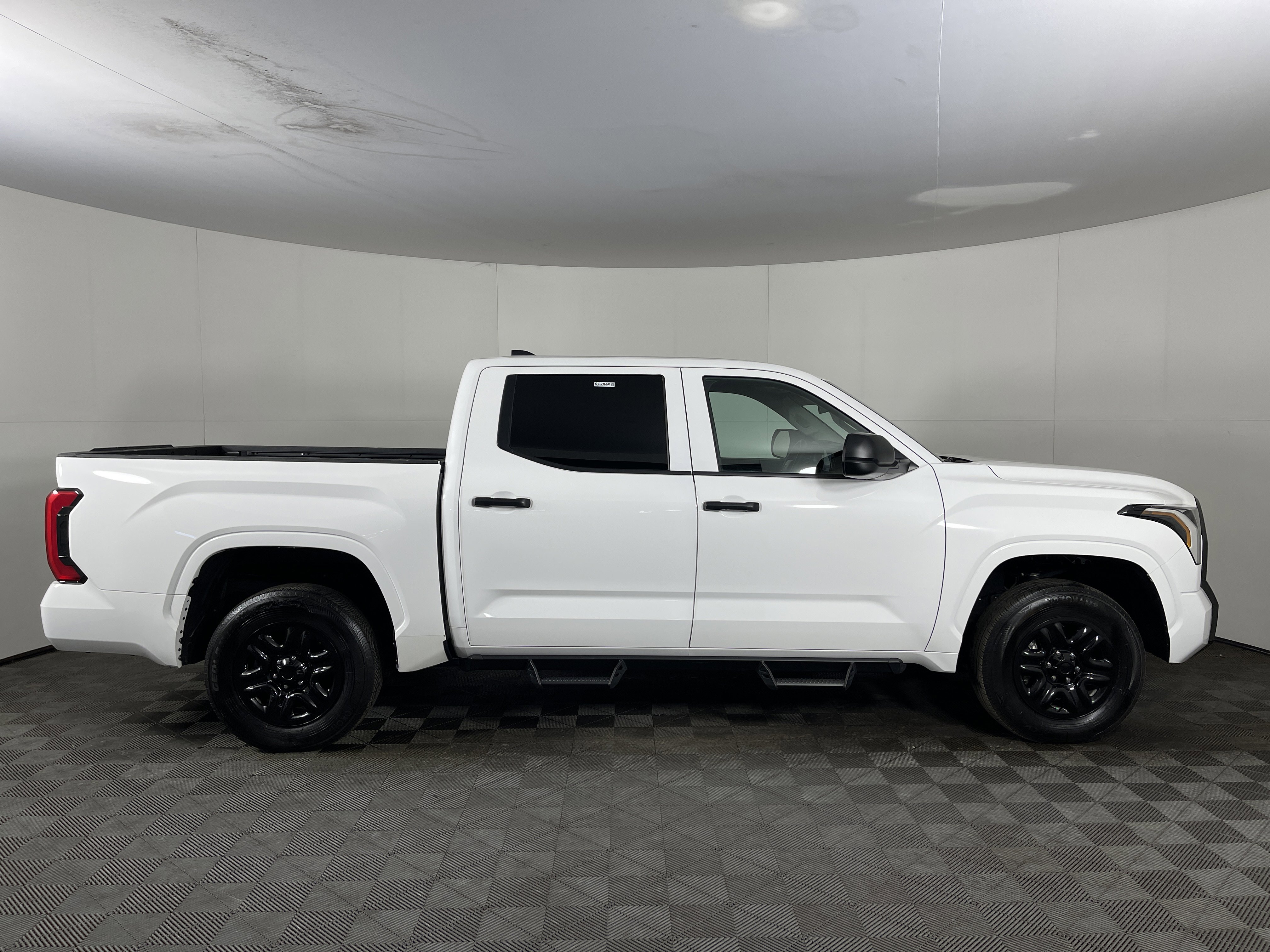 Used 2024 Toyota Tundra SR w/ SR Tow Package image 5