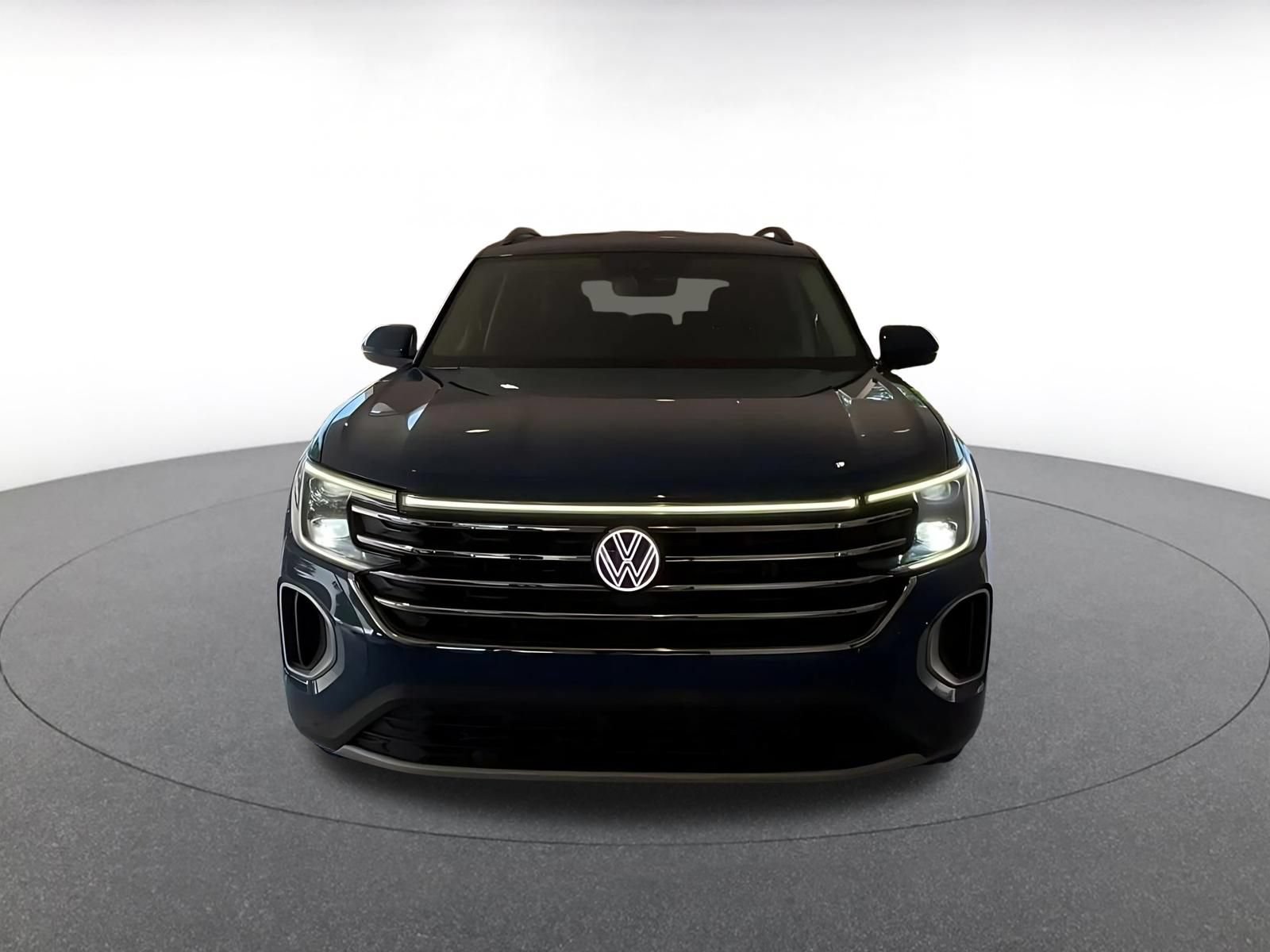 Used 2026 Volkswagen Atlas SE AWD/4WD image 4