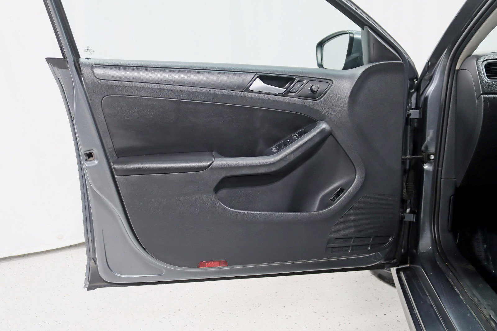 Used 2014 Volkswagen Jetta SE image 23