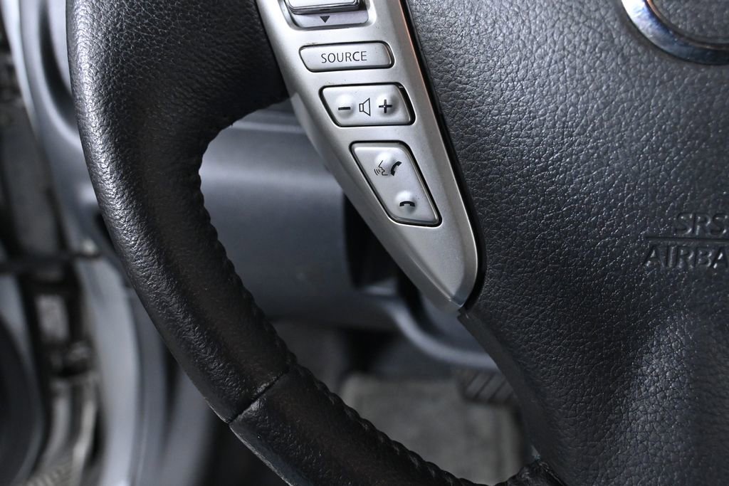 Used 2015 Nissan Versa Note SV image 13