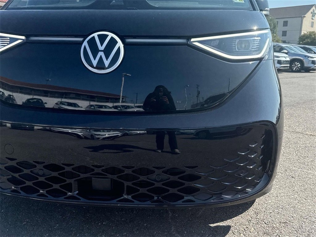 New 2025 Volkswagen ID. Buzz Pro S image 7