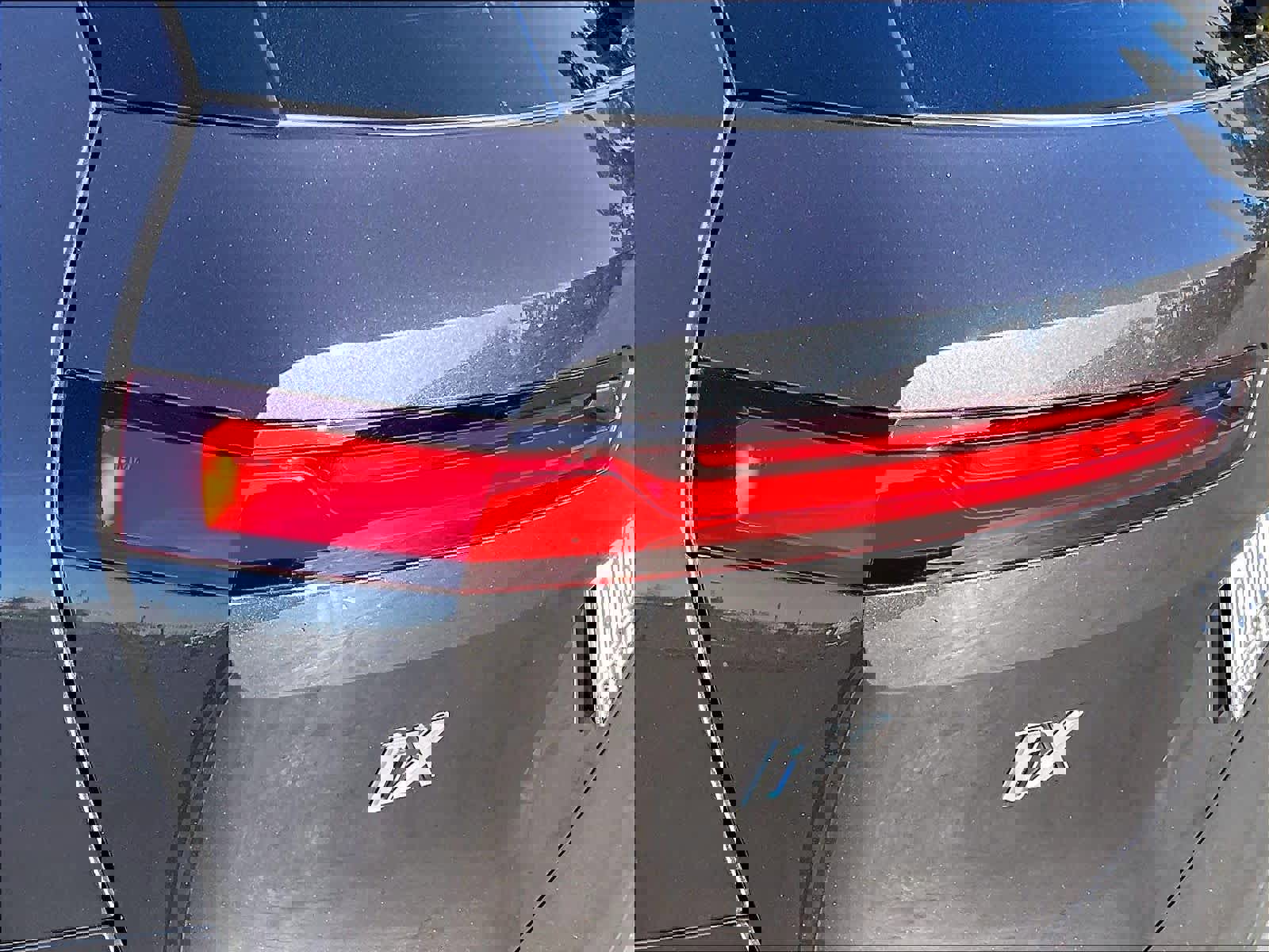 Used 2025 BMW iX xDrive50 w/ Convenience Package image 31