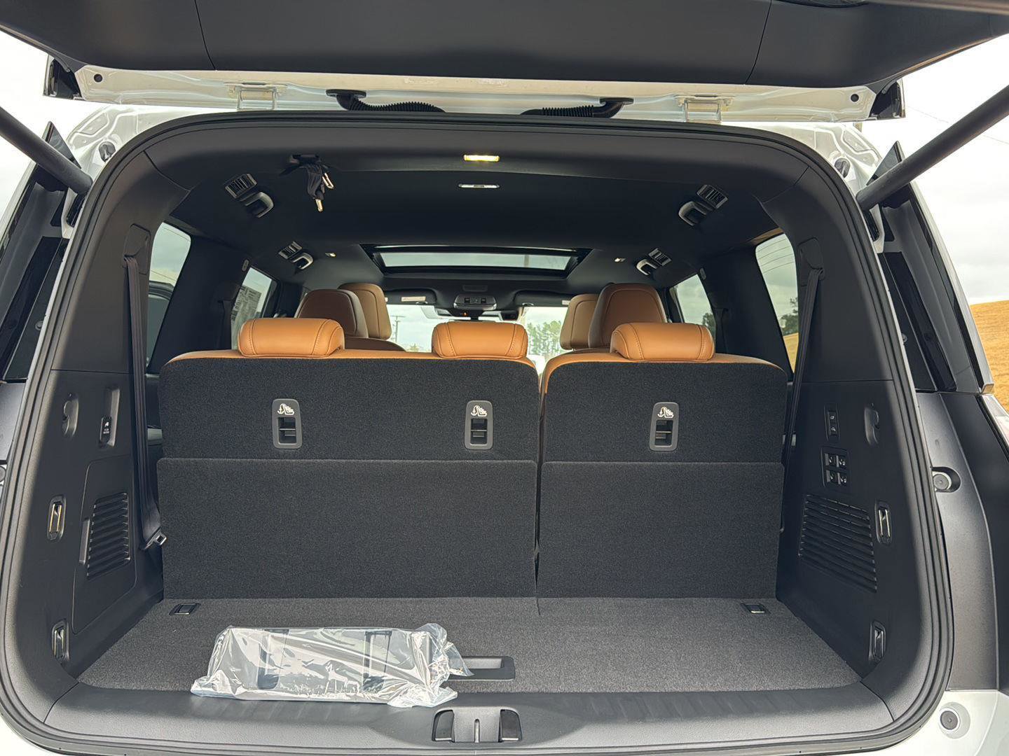 New 2026 Nissan Armada Platinum Reserve image 29