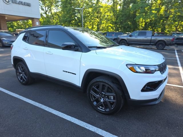 Used 2026 Jeep Compass Limited AWD/4WD image 6