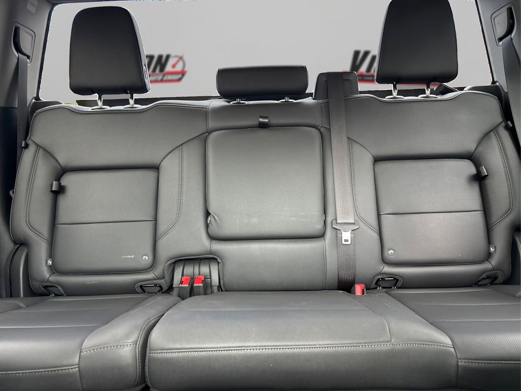 Used 2023 GMC Sierra 1500 SLT w/ SLT Premium Package image 19