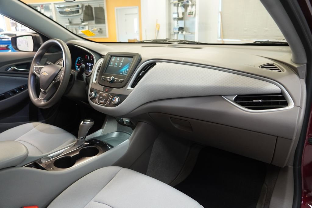 Used 2016 Chevrolet Malibu LS image 34