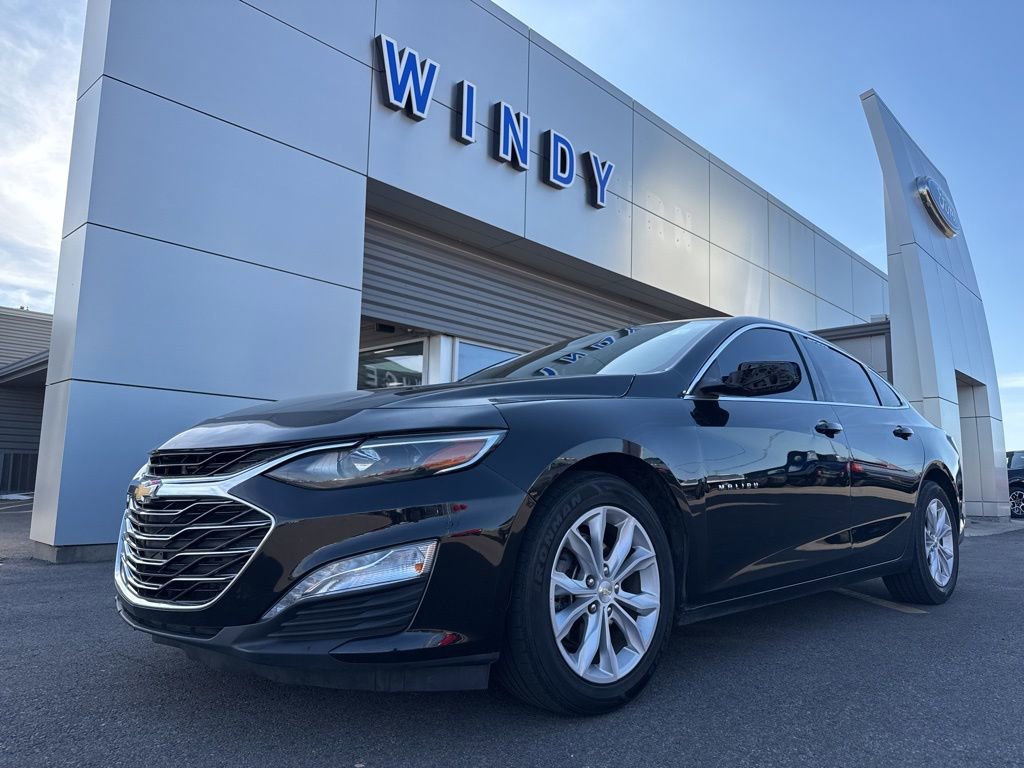 Used 2020 Chevrolet Malibu LT video 1