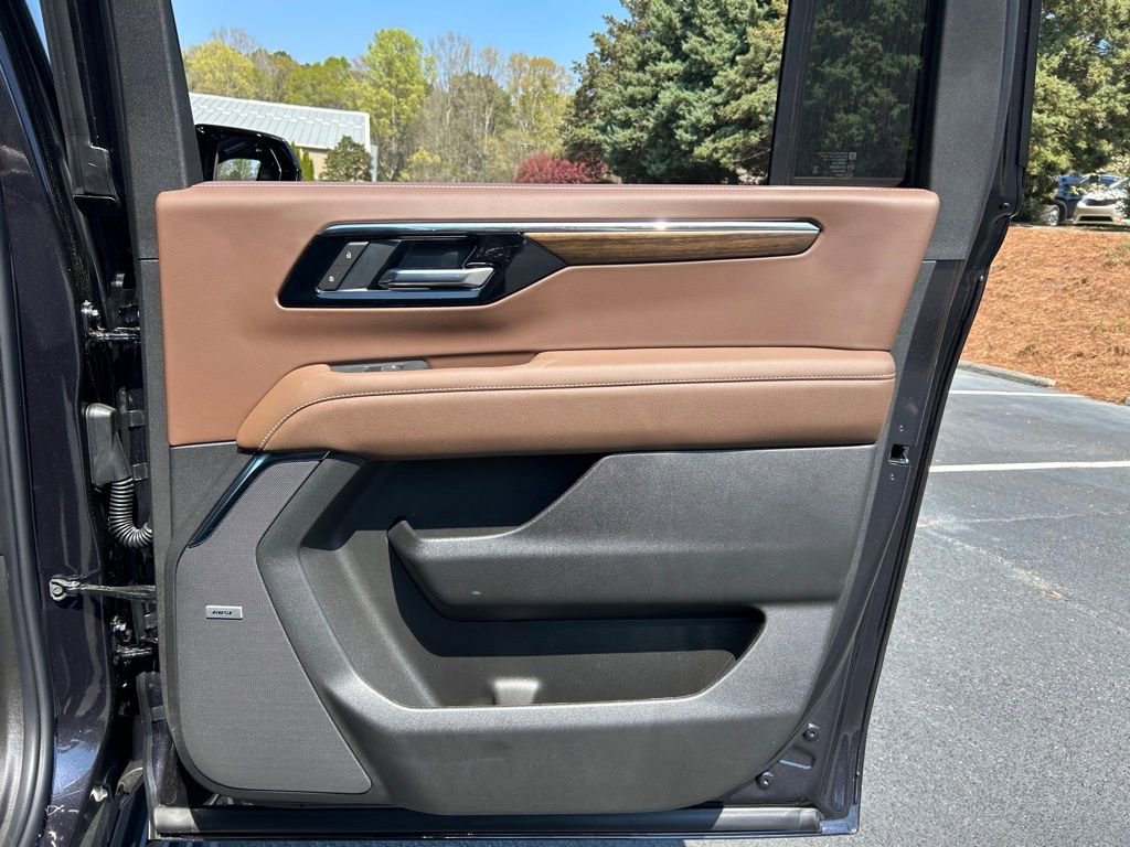 New 2026 Chevrolet Suburban High Country image 59