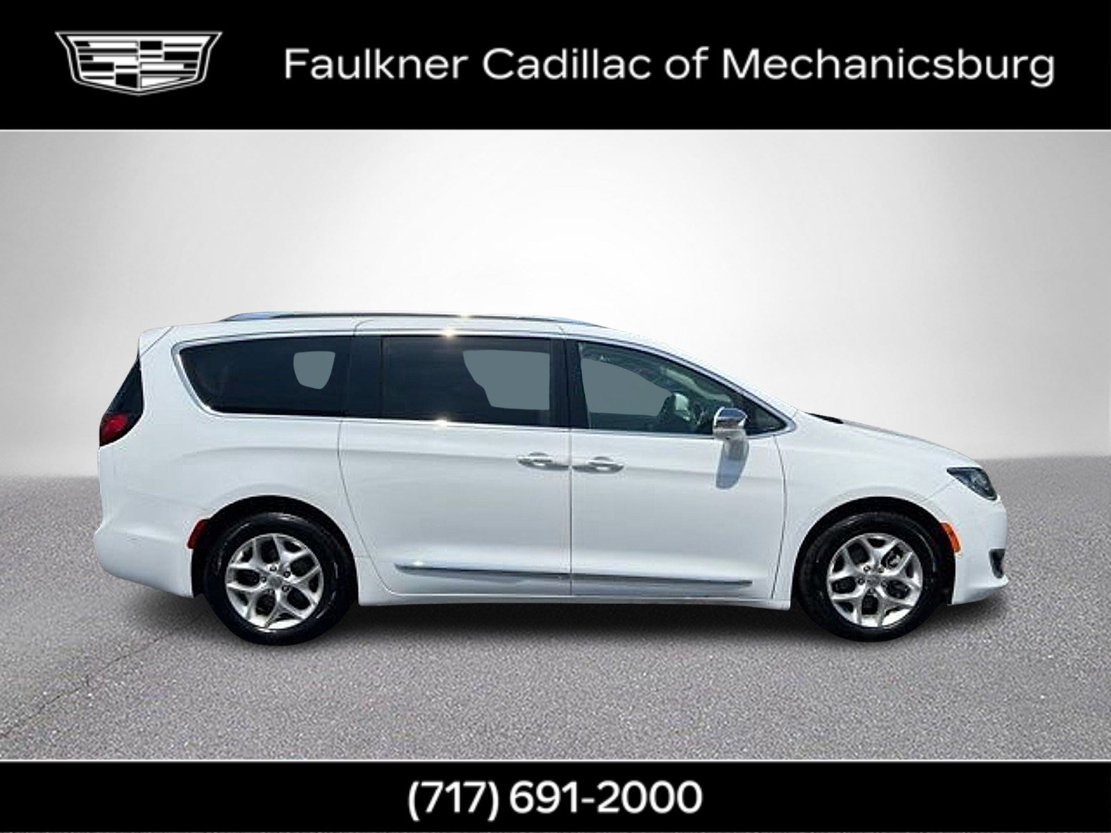 Used 2020 Chrysler Pacifica Limited w/ Advanced Safetytec Group FWD image 4