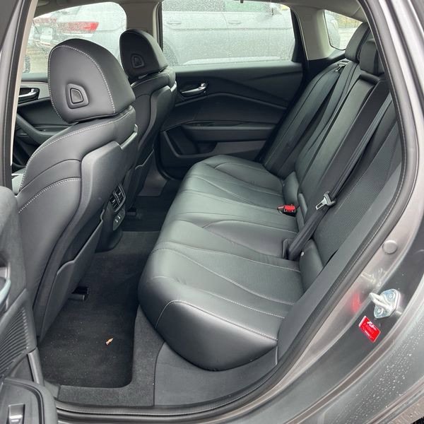 Used 2025 Acura TLX w/ Technology Package image 15
