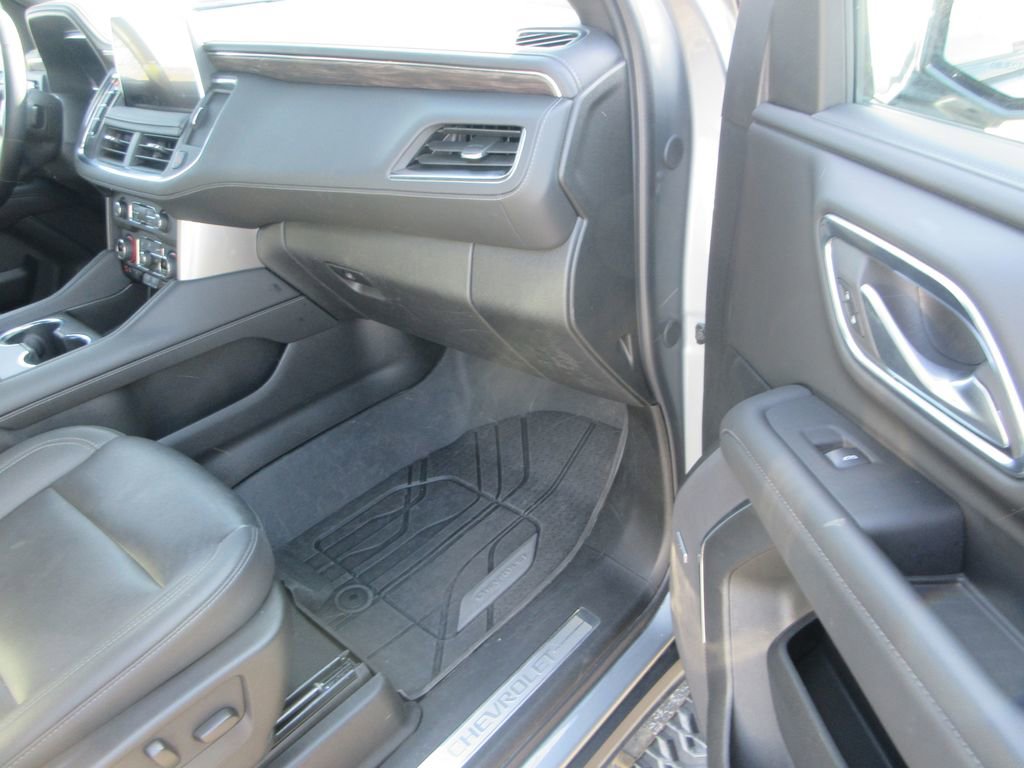 Certified 2024 Chevrolet Suburban Z71 w/ Luxury Package image 20