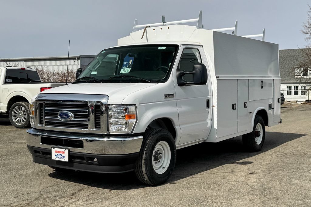 New 2025 Ford E-350 and Econoline 350 Super Duty w/ Power Equipment Group RWD image 7