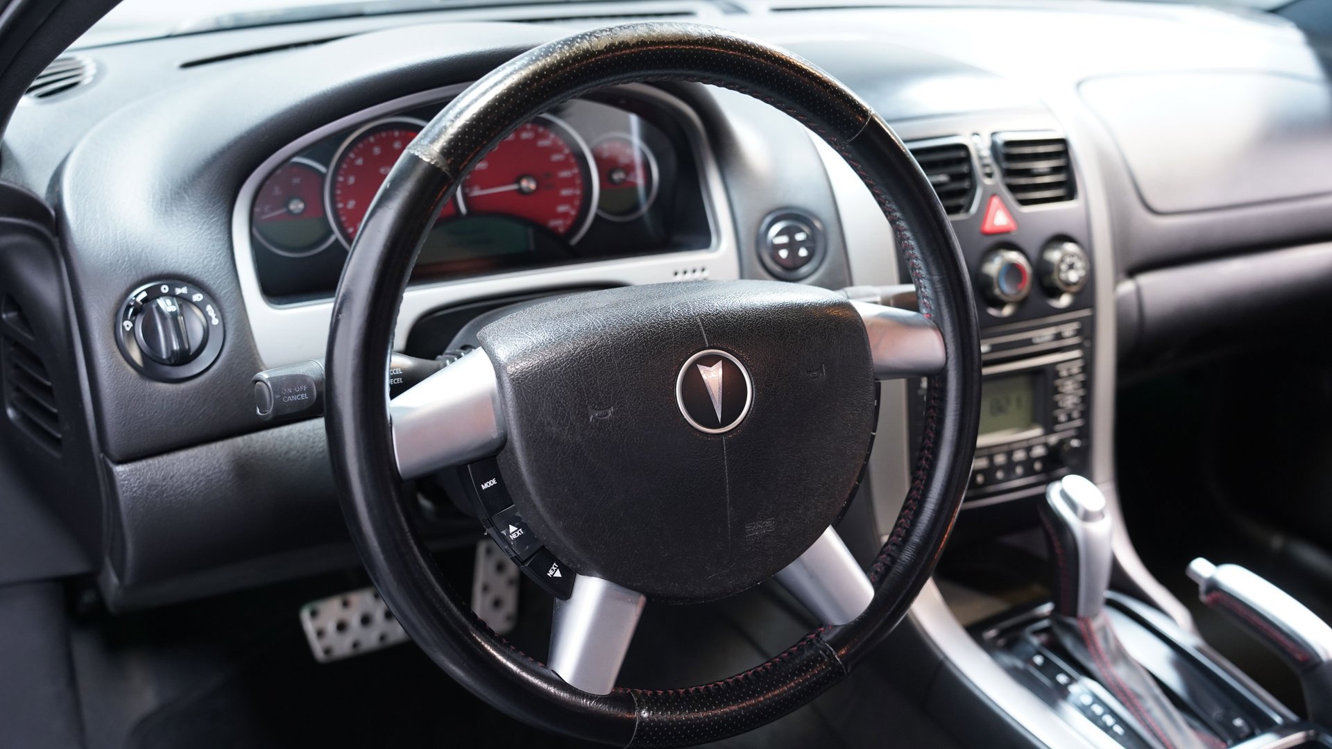 Used 2006 Pontiac GTO image 30